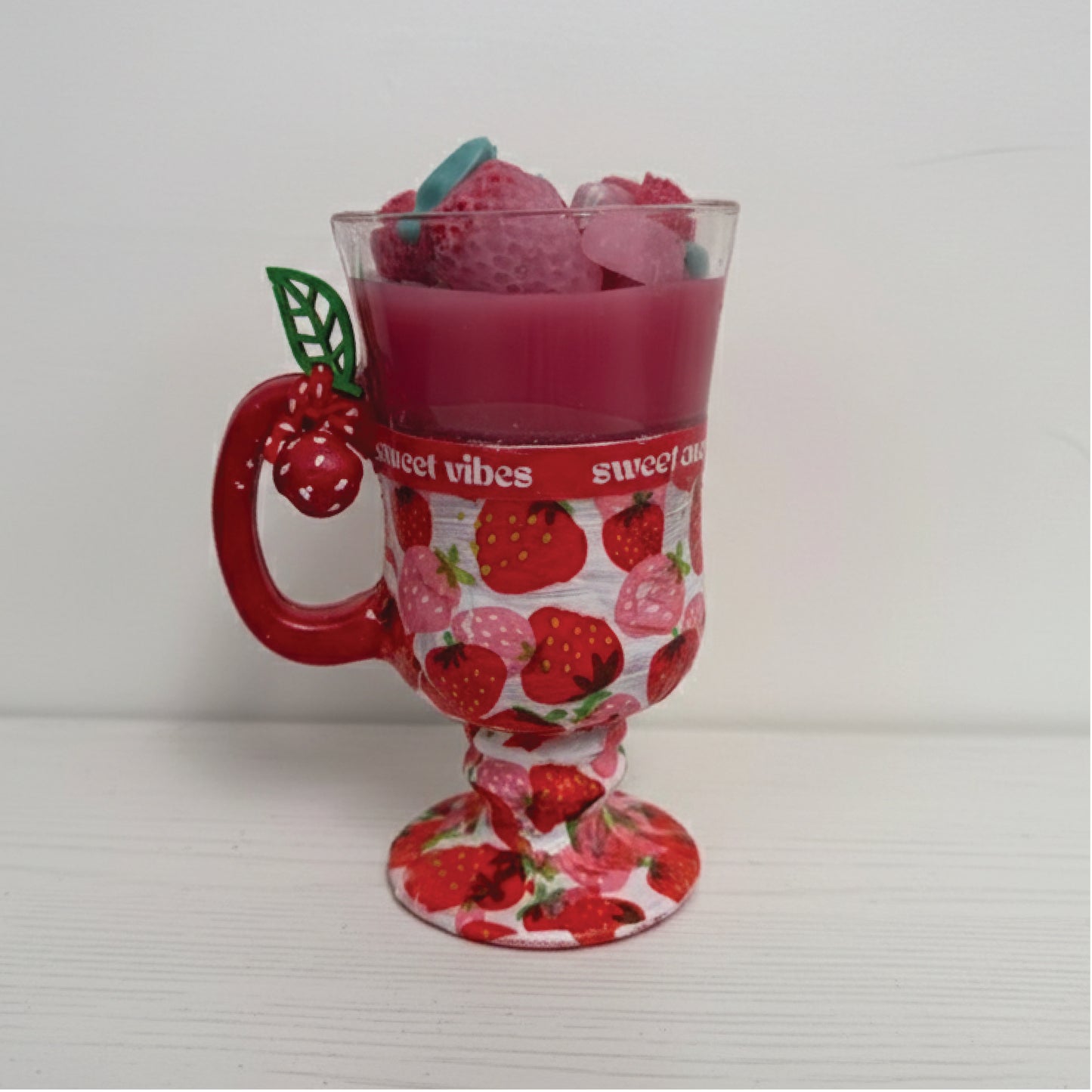 Sweet Vibes Strawberry Parfait – Limited Artisan Drop
